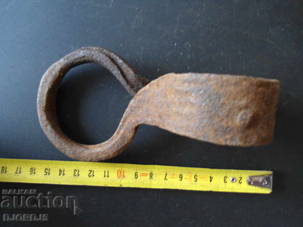 Delivery of Old wrought iron Delivery of Old wrought iron