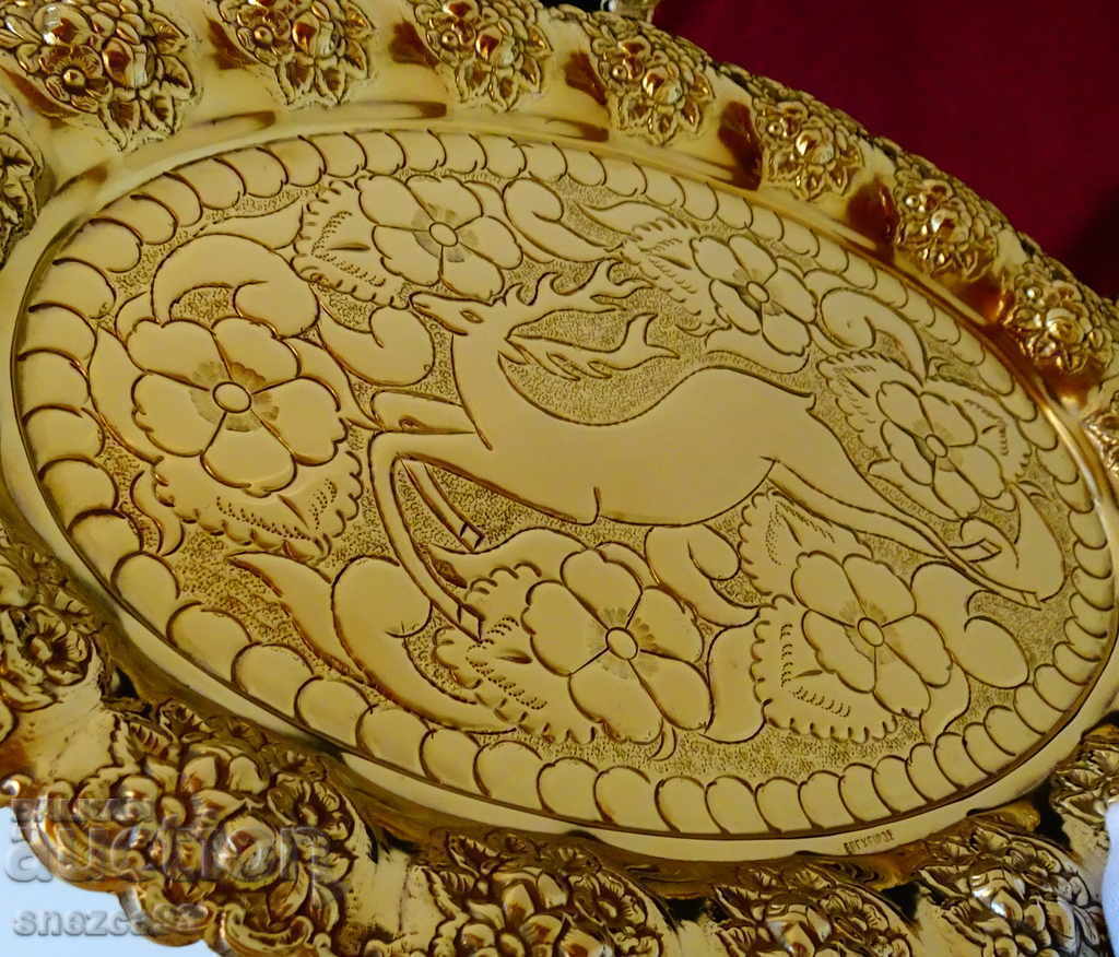 Bronze tray, platter, fruit bowl, hunting, deer, marked with price 149.00 BGN | € 76.18 Bronze tray, platter, fruit bowl, hunting, deer, marked with price 149.00 BGN | € 76.18