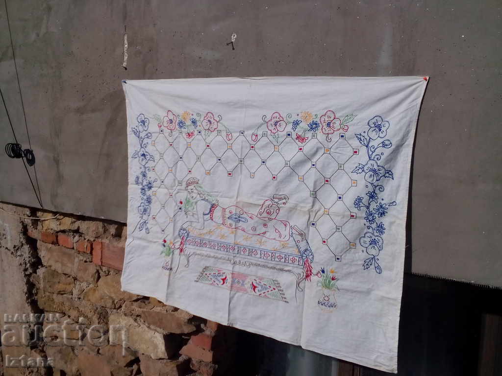 Delivery of An old embroidered hacker, wall cover Delivery of An old embroidered hacker, wall cover