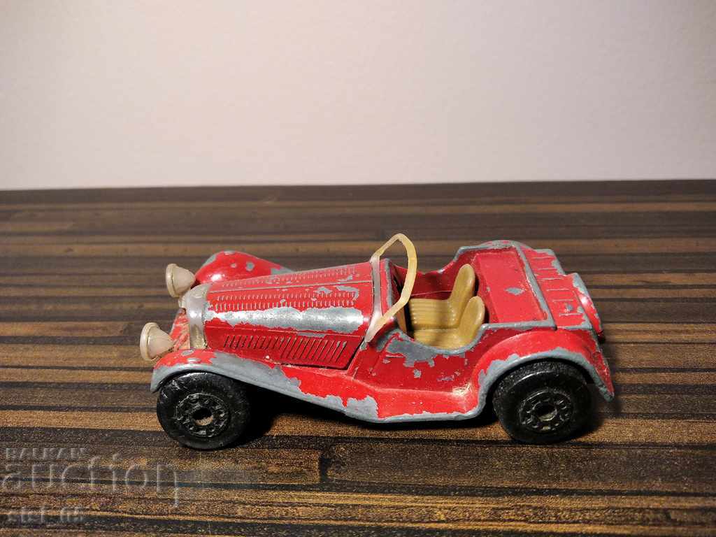 Old metal stroller Matchbox MATCHBOX JAGUAR - 5 Old metal stroller Matchbox MATCHBOX JAGUAR - 5