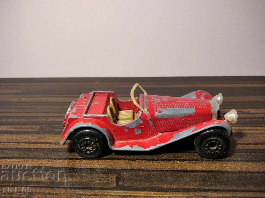 Old metal stroller Matchbox MATCHBOX JAGUAR - 6 Old metal stroller Matchbox MATCHBOX JAGUAR - 6