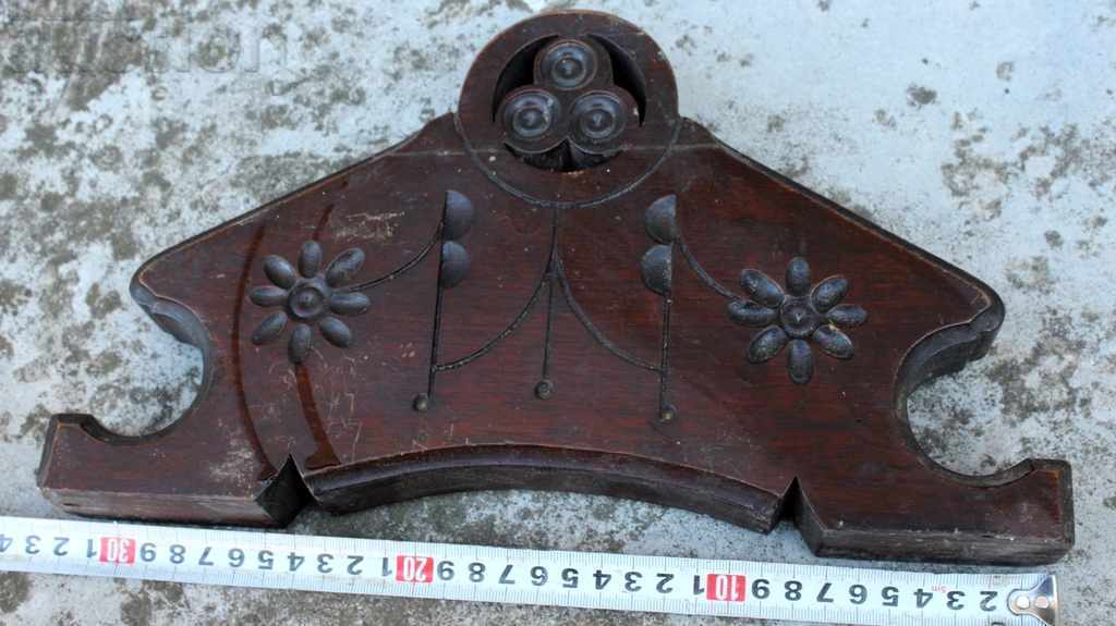 Auction OLD CARVED WOODEN SUPERSTRUCTURE FURNITURE FURNITURE CLOCK Auction OLD CARVED WOODEN SUPERSTRUCTURE FURNITURE FURNITURE CLOCK