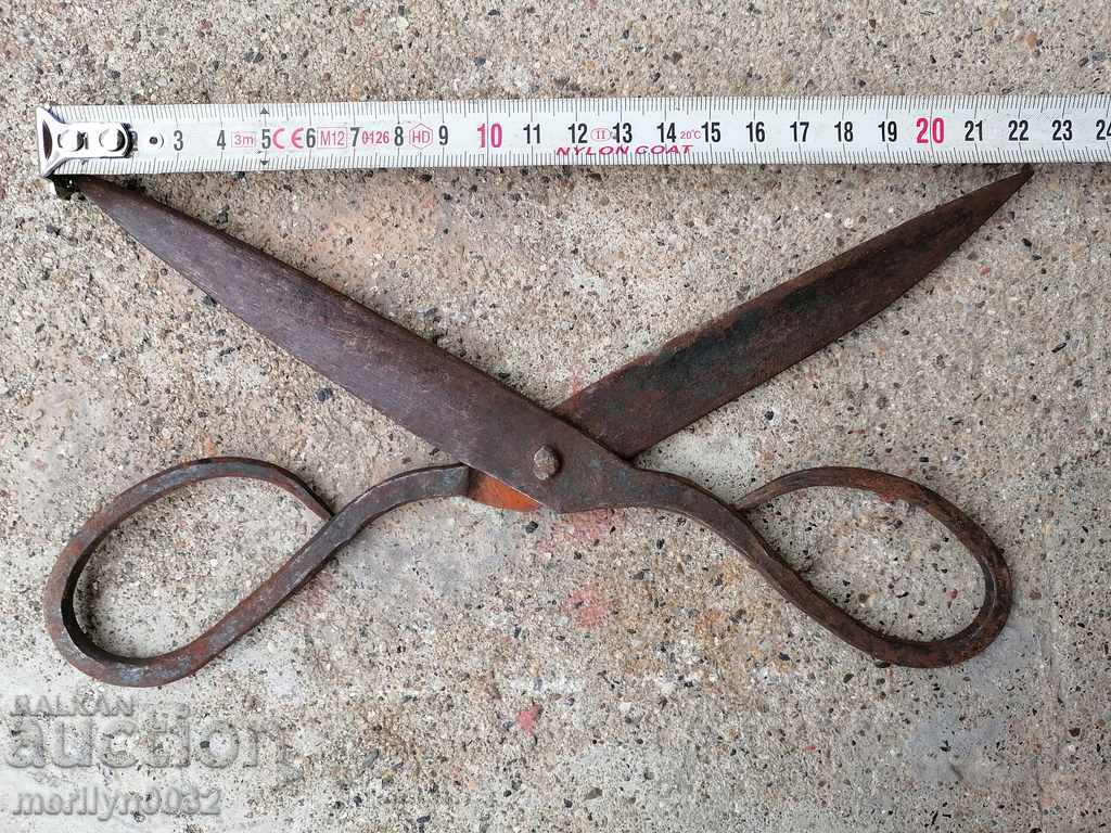 Delivery of Old hand forged scissors, wrought iron Delivery of Old hand forged scissors, wrought iron