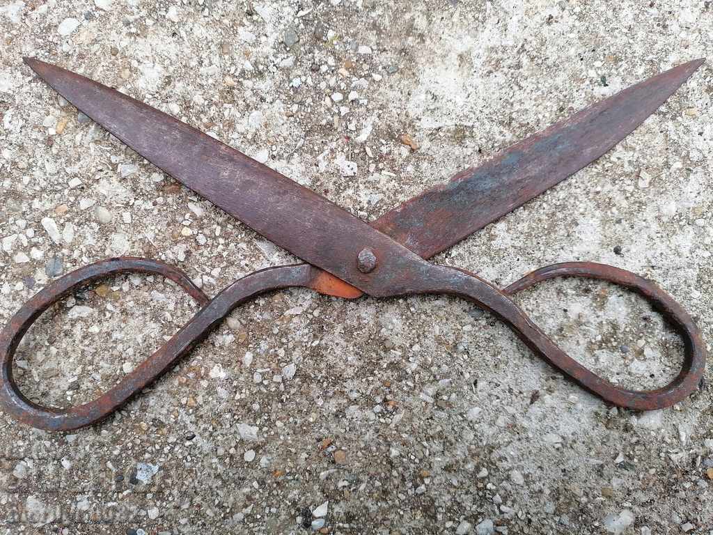 Old hand forged scissors, wrought iron - 6 Old hand forged scissors, wrought iron - 6