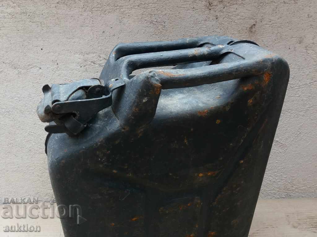 MILITARY METAL FUEL CAN - 20 LITERS - 5 MILITARY METAL FUEL CAN - 20 LITERS - 5