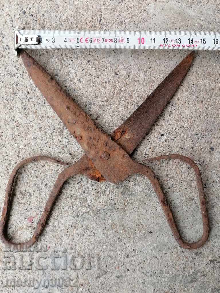 Old hand forged scissors, wrought iron - 6 Old hand forged scissors, wrought iron - 6