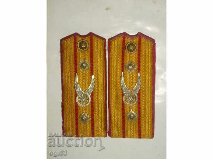 Royal epaulets 61 | Uniforms, Accessories | Military Items | BalkanAuction