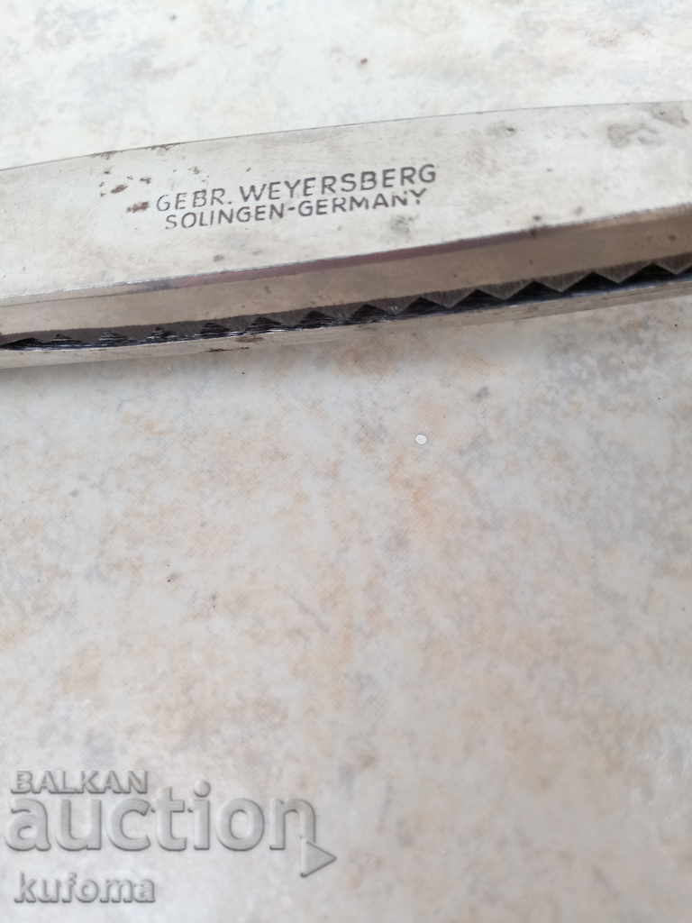 Foarfece de croitorie vechi Solingen cu preț € 20.44 | 39.98 BGN Foarfece de croitorie vechi Solingen cu preț € 20.44 | 39.98 BGN