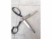 Old tailor's scissors for Solingen fabric
