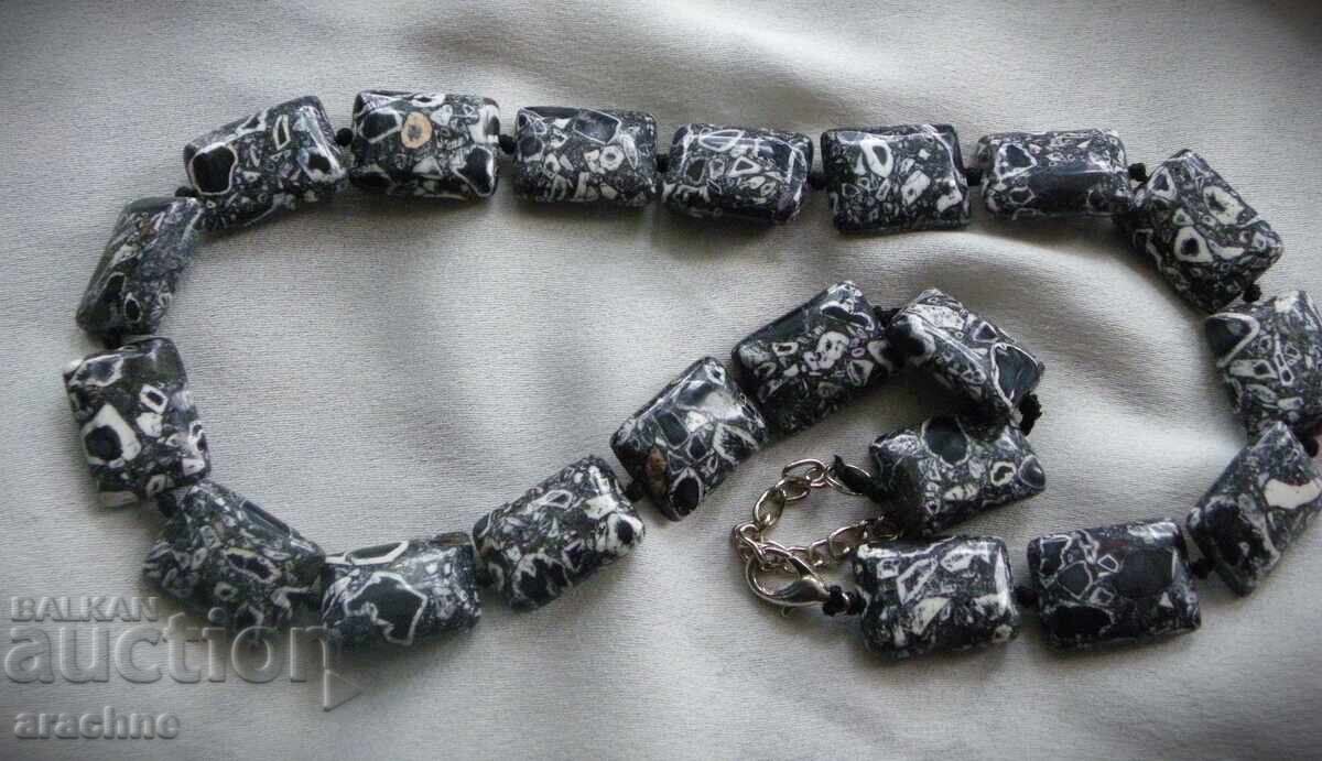 Екстравагантно!-колие от кости на динозаври-dinobone Екстравагантно!-колие от кости на динозаври-dinobone