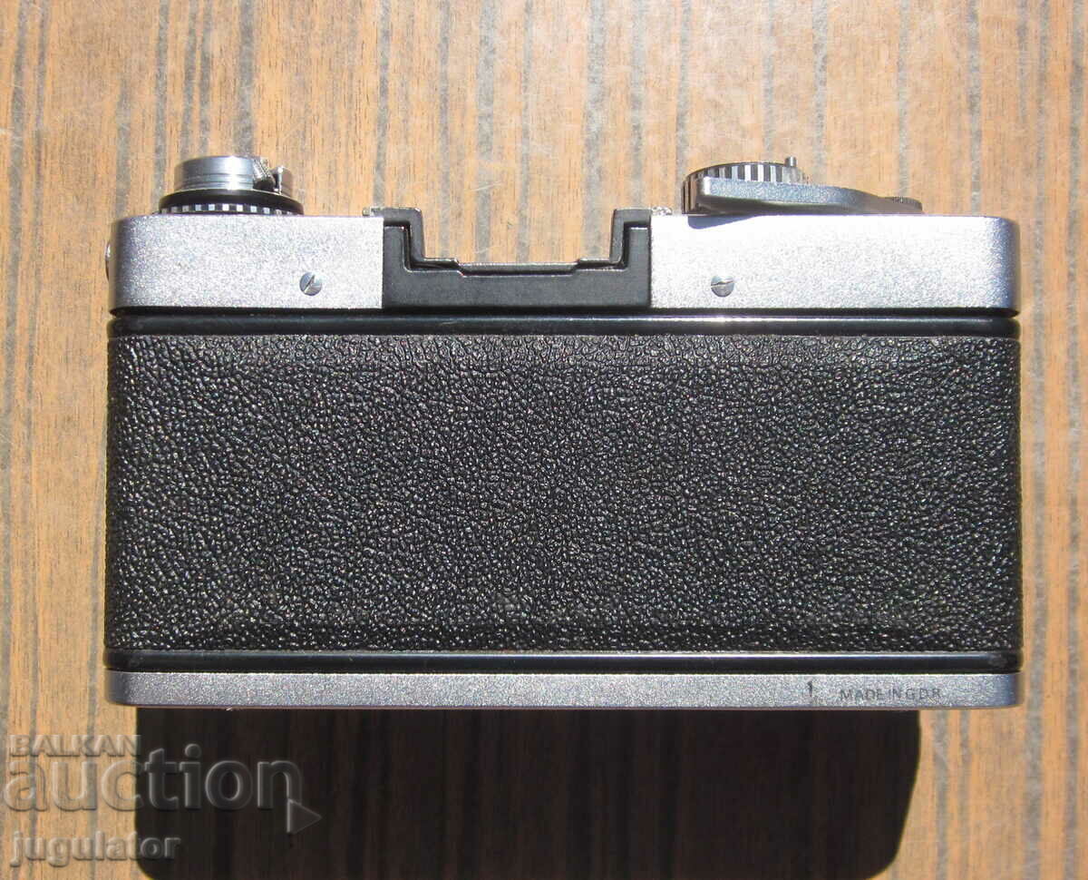 Delivery of old German PRAKTICA or PENTACON camera for parts Delivery of old German PRAKTICA or PENTACON camera for parts