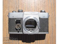 old German PRAKTICA or PENTACON camera for parts