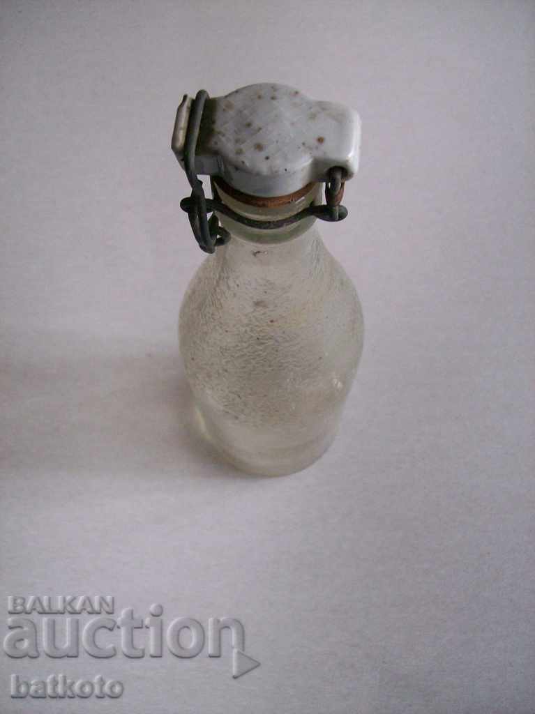 Old bottle, bottle with porcelain stopper with price 6.00 BGN | € 3.07 Old bottle, bottle with porcelain stopper with price 6.00 BGN | € 3.07
