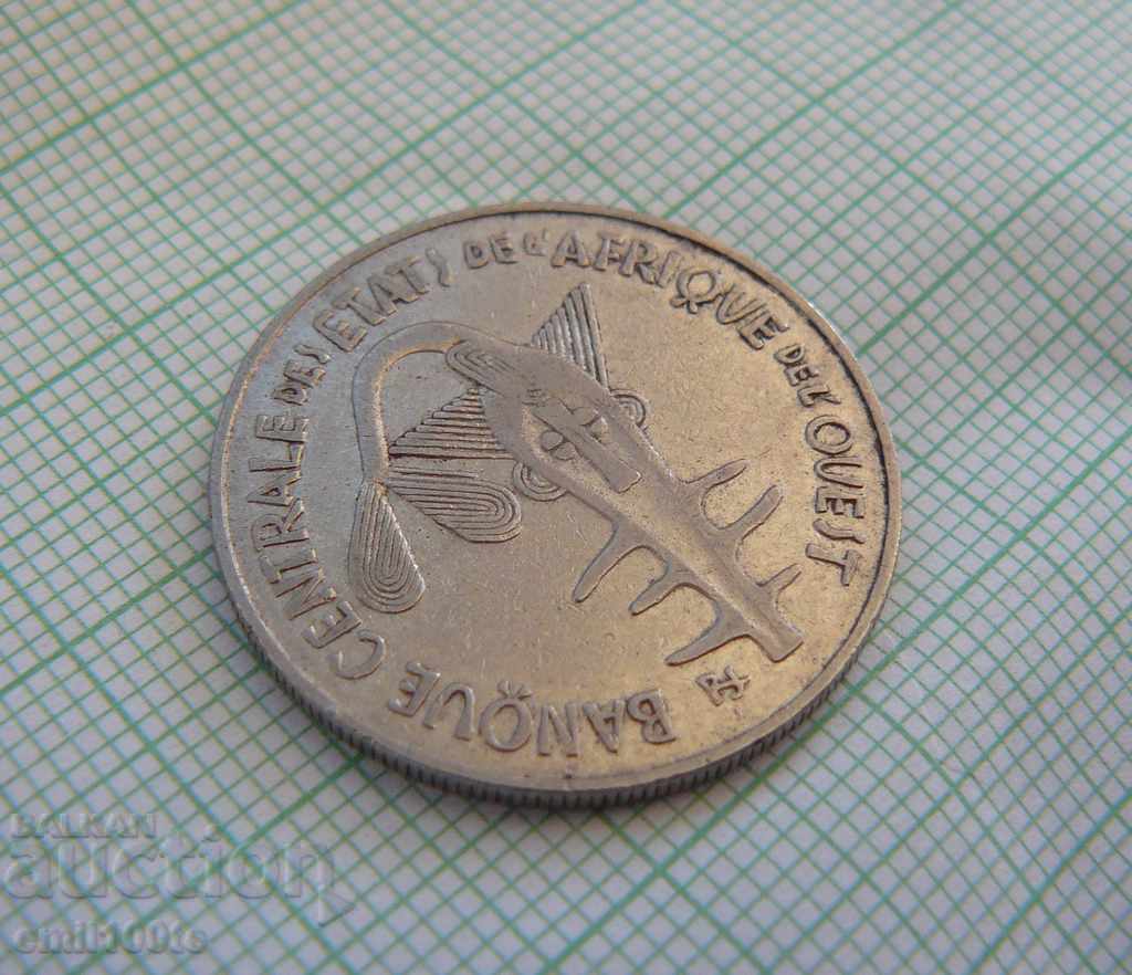 Delivery of 100 francs 1996 West Africa Delivery of 100 francs 1996 West Africa