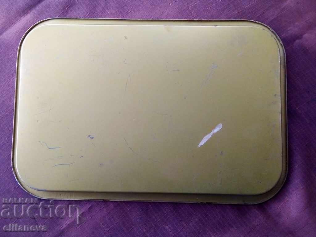 βαμμένη μεταλλική σανίδα με τιμή 16.00 BGN | € 8.18