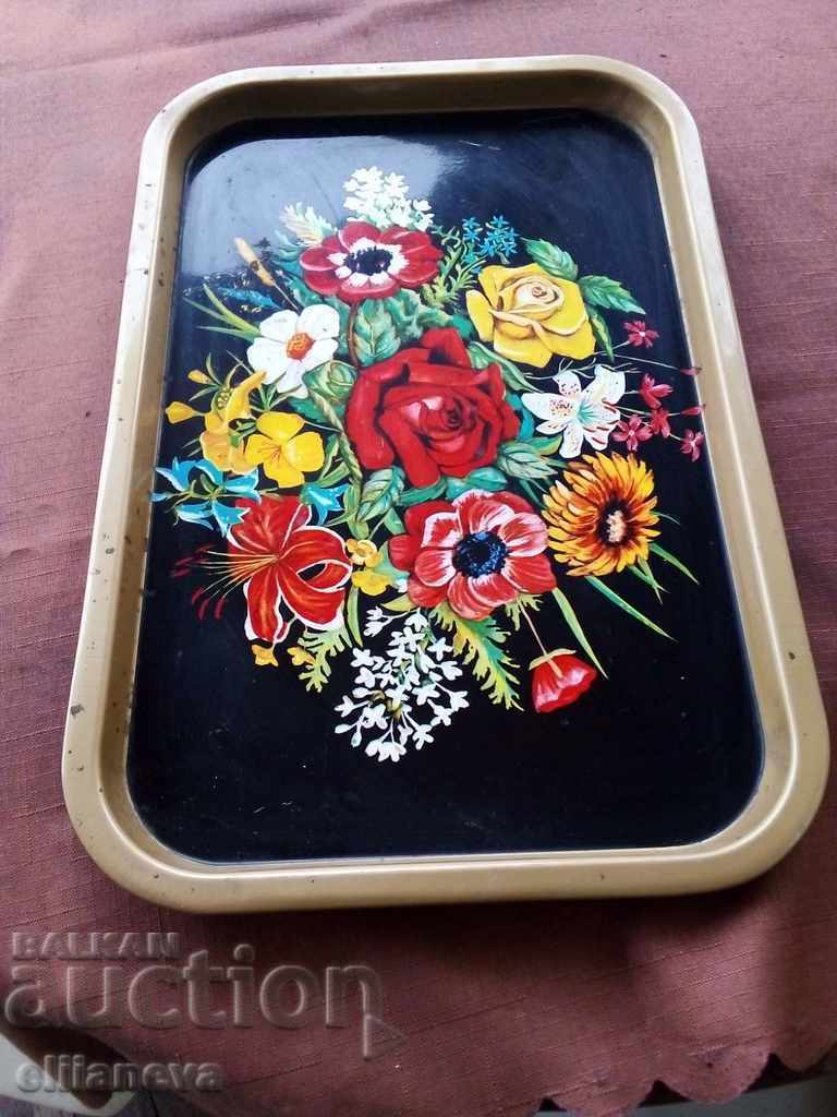 Δημοπρασία βαμμένη μεταλλική σανίδα