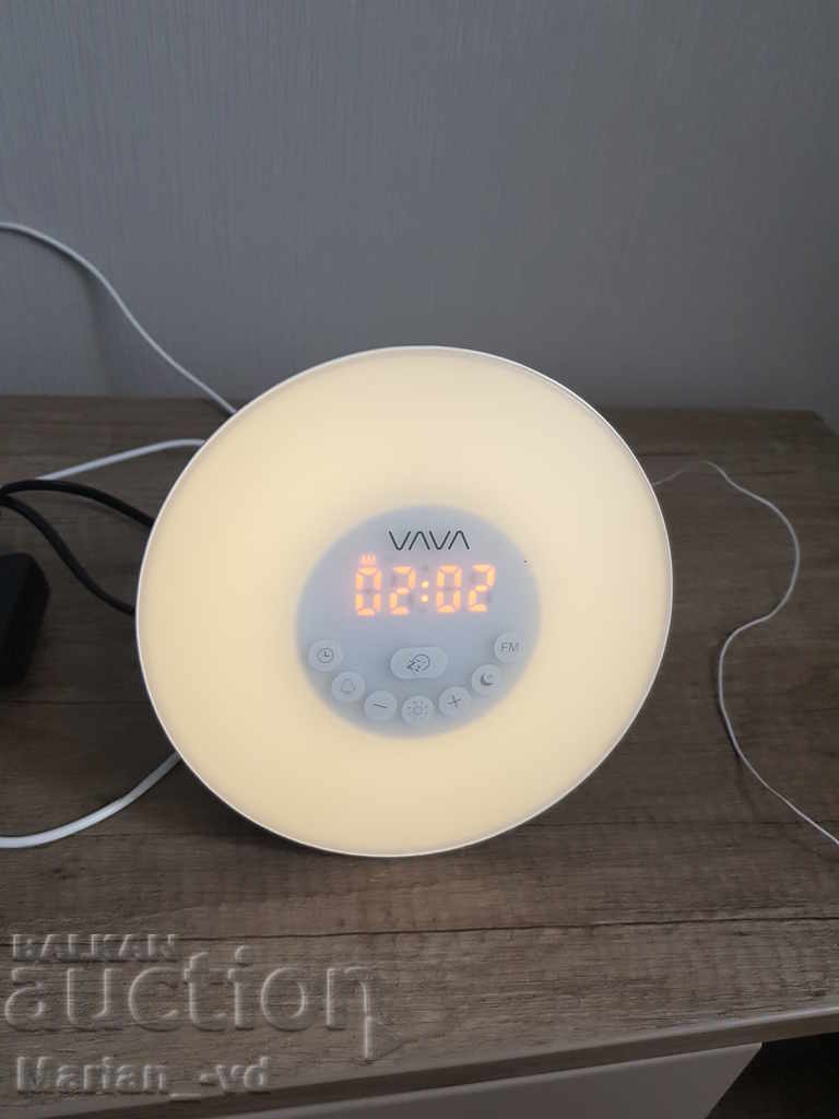 Vava FM радио и нощна лампа лед с цена 50.00 лв. | € 25.56 Vava FM радио и нощна лампа лед с цена 50.00 лв. | € 25.56