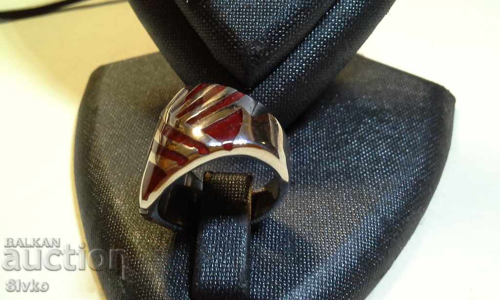 New large red enamel ring with price 5.09 BGN | € 2.60 New large red enamel ring with price 5.09 BGN | € 2.60