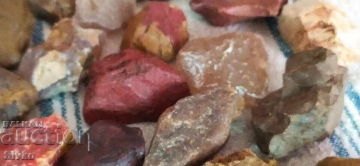 Natural stones minerals lot with price 2.99 BGN | € 1.53 Natural stones minerals lot with price 2.99 BGN | € 1.53