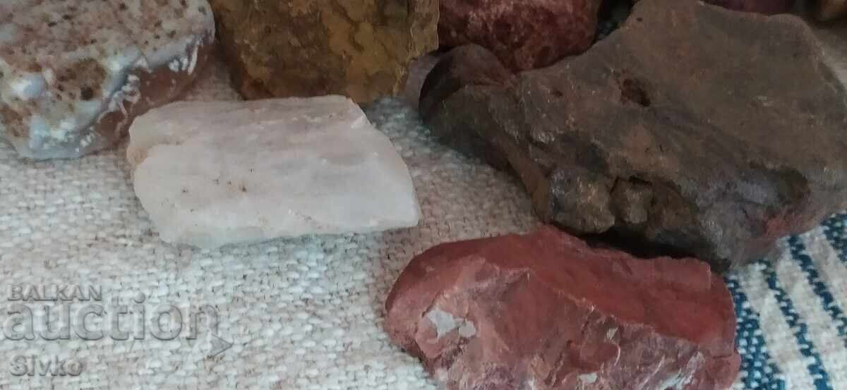 Delivery of Natural stones minerals lot Delivery of Natural stones minerals lot