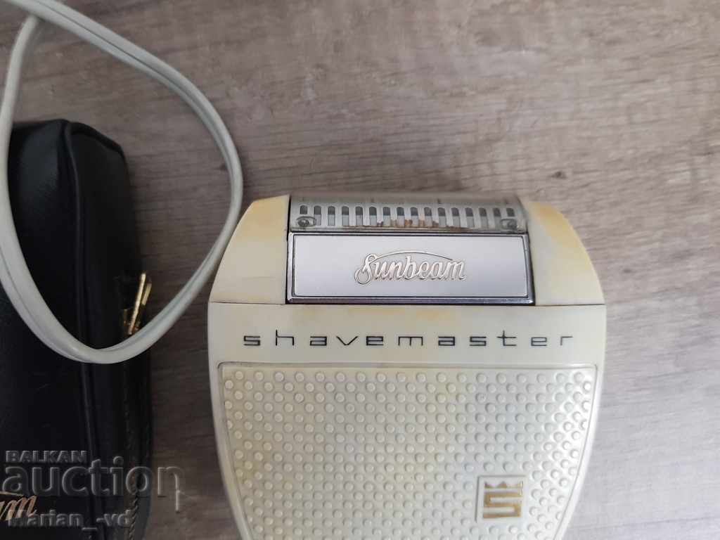 Delivery of Old Sunbeam Shavemaster razor Delivery of Old Sunbeam Shavemaster razor