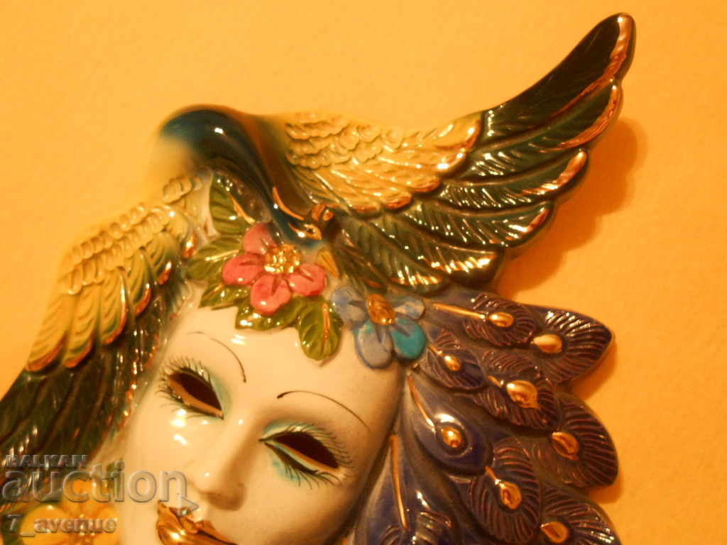 Auction Old large porcelain MASK, very decorative 11.11.2020 Auction Old large porcelain MASK, very decorative 11.11.2020