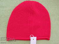 Women's hat United Colors of Benetton-cherry red color