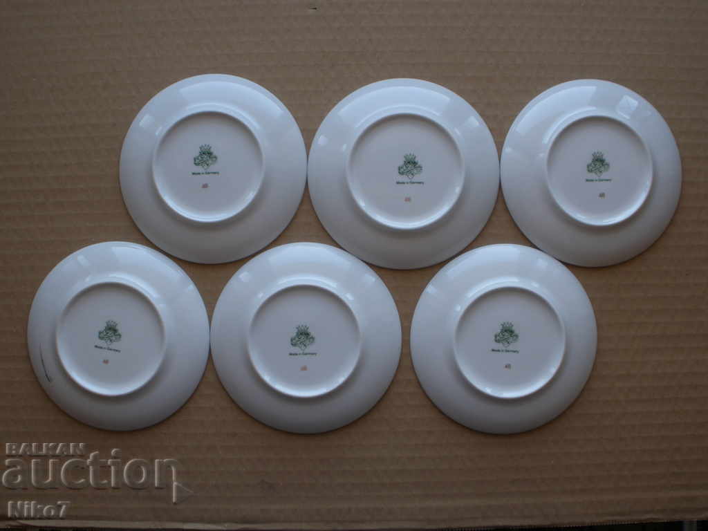 "Farfurii vechi din porțelan german "JLMENAU"" cu preț € 29.99 | 58.66 BGN