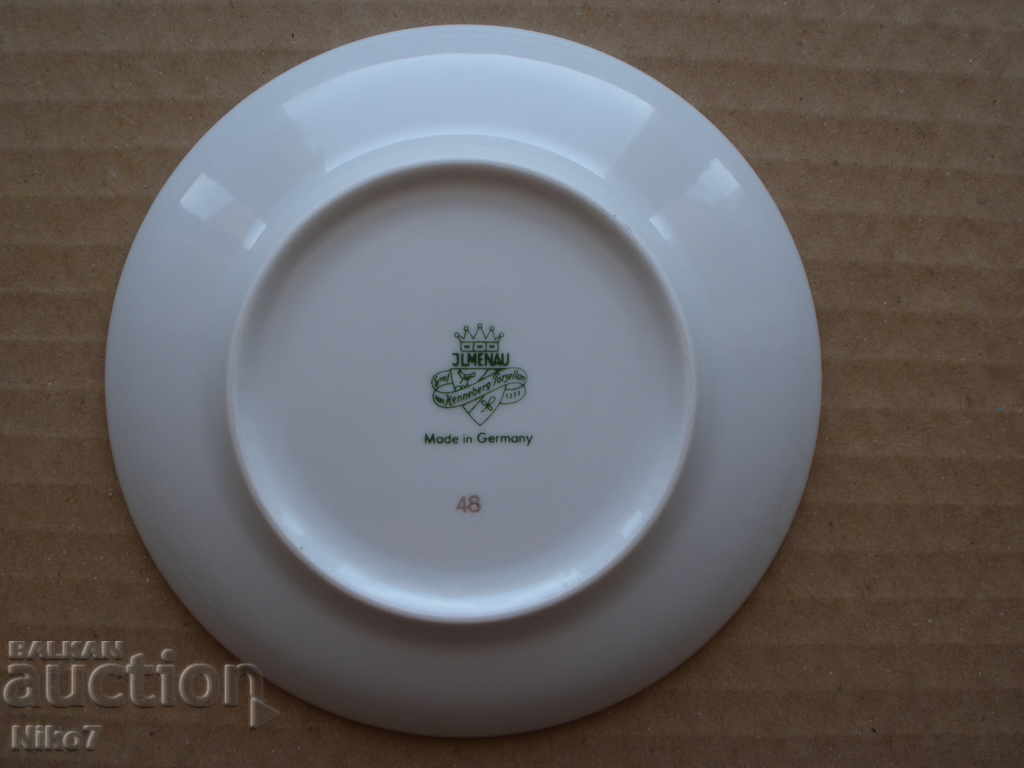 Livrarea Farfurii vechi din porțelan german „JLMENAU”. Livrarea Farfurii vechi din porțelan german „JLMENAU”.