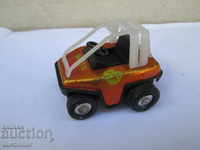 SOCIAL CHILDREN'S TOY, METAL BUGGY SMALL MODEL