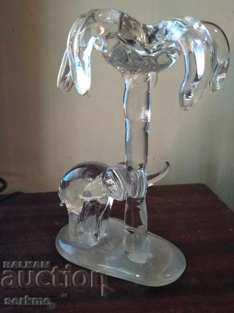 Crystal figure with price 5.00 BGN | € 2.56 Crystal figure with price 5.00 BGN | € 2.56