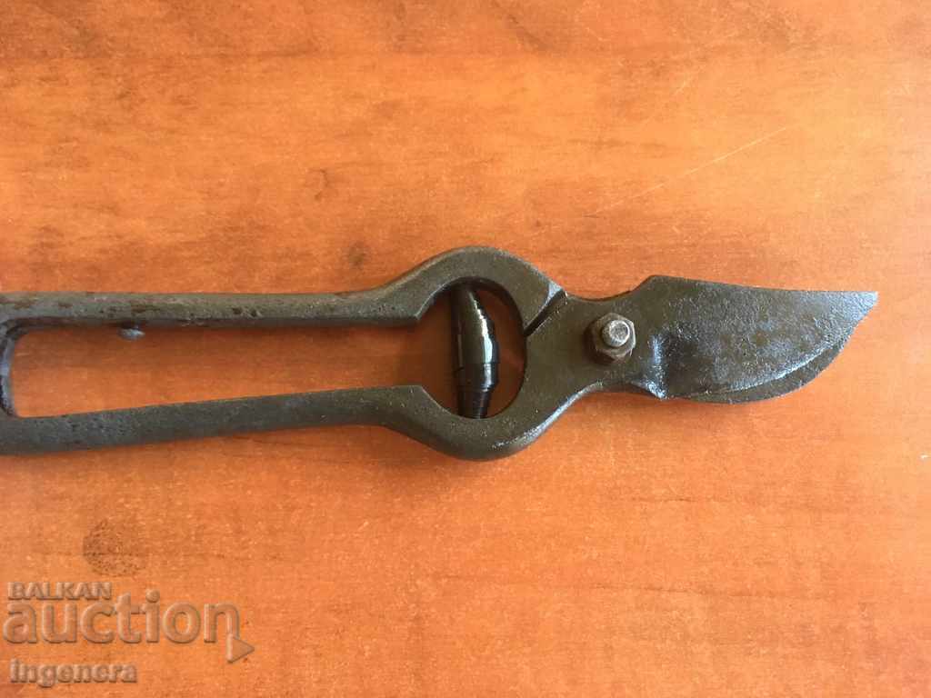 Auction LOZAR SCISSORS OLD FORGED TOOL Auction LOZAR SCISSORS OLD FORGED TOOL