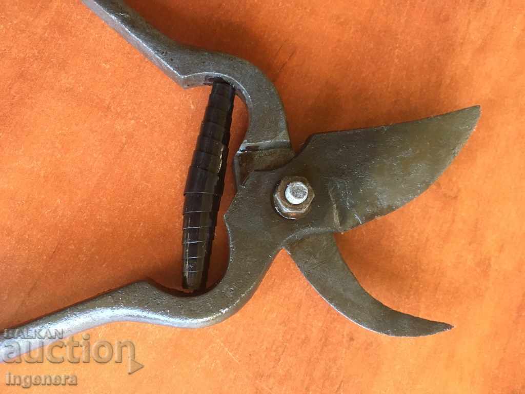 LOZAR SCISSORS OLD FORGED TOOL - 5 LOZAR SCISSORS OLD FORGED TOOL - 5