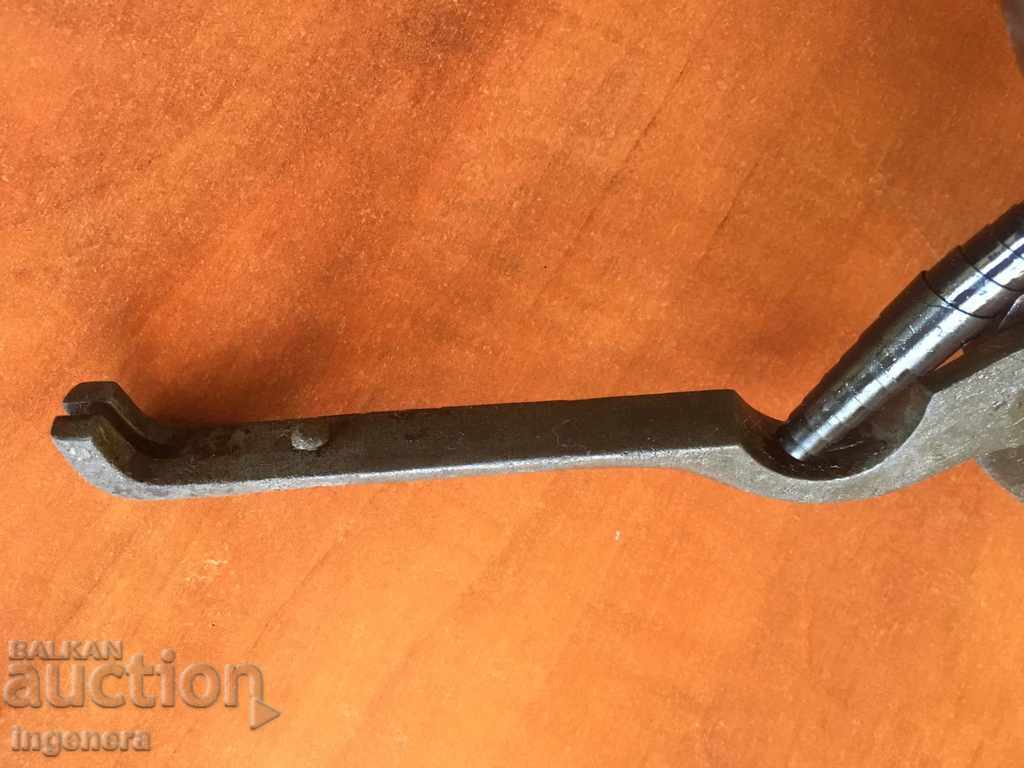 LOZAR SCISSORS OLD FORGED TOOL - 6 LOZAR SCISSORS OLD FORGED TOOL - 6