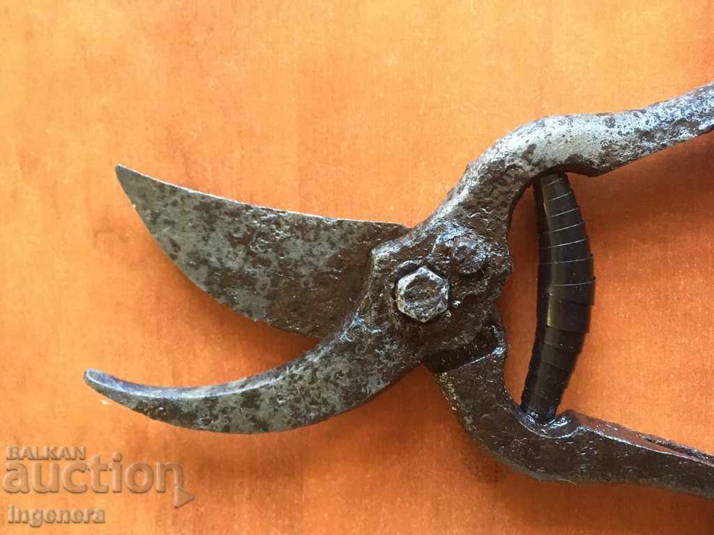 LOZAR SCISSORS OLD FORGED TOOL - 5 LOZAR SCISSORS OLD FORGED TOOL - 5