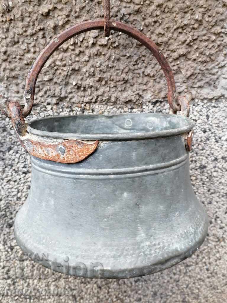 Cazan conservat, monedă de cupru, monedă de cupru, vas de cupru - 6