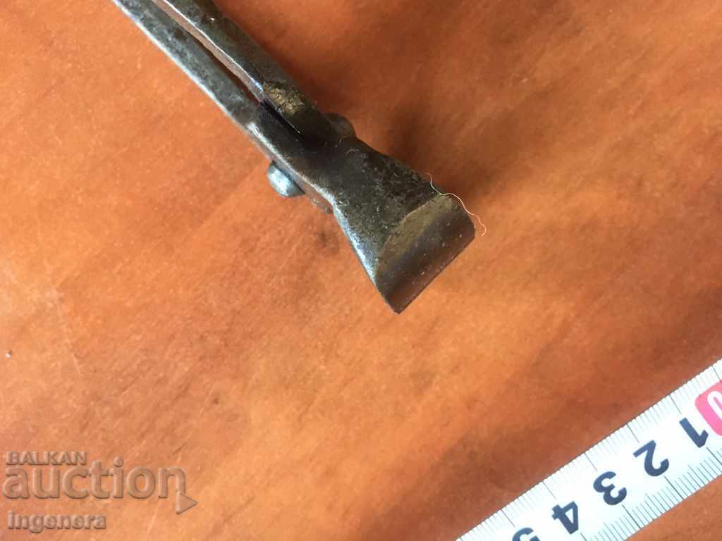 Παράδοση ΕΡΓΑΛΕΙΟ ΠΑΛΙΑ ΠΑΡΑΠΕΥΜΕΝΟ ΕΡΓΑΛΕΙΟ Παράδοση ΕΡΓΑΛΕΙΟ ΠΑΛΙΑ ΠΑΡΑΠΕΥΜΕΝΟ ΕΡΓΑΛΕΙΟ