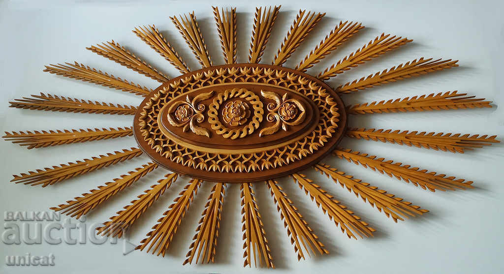 Rosette, ellipse, "sun" - wood carving for ceiling decoration