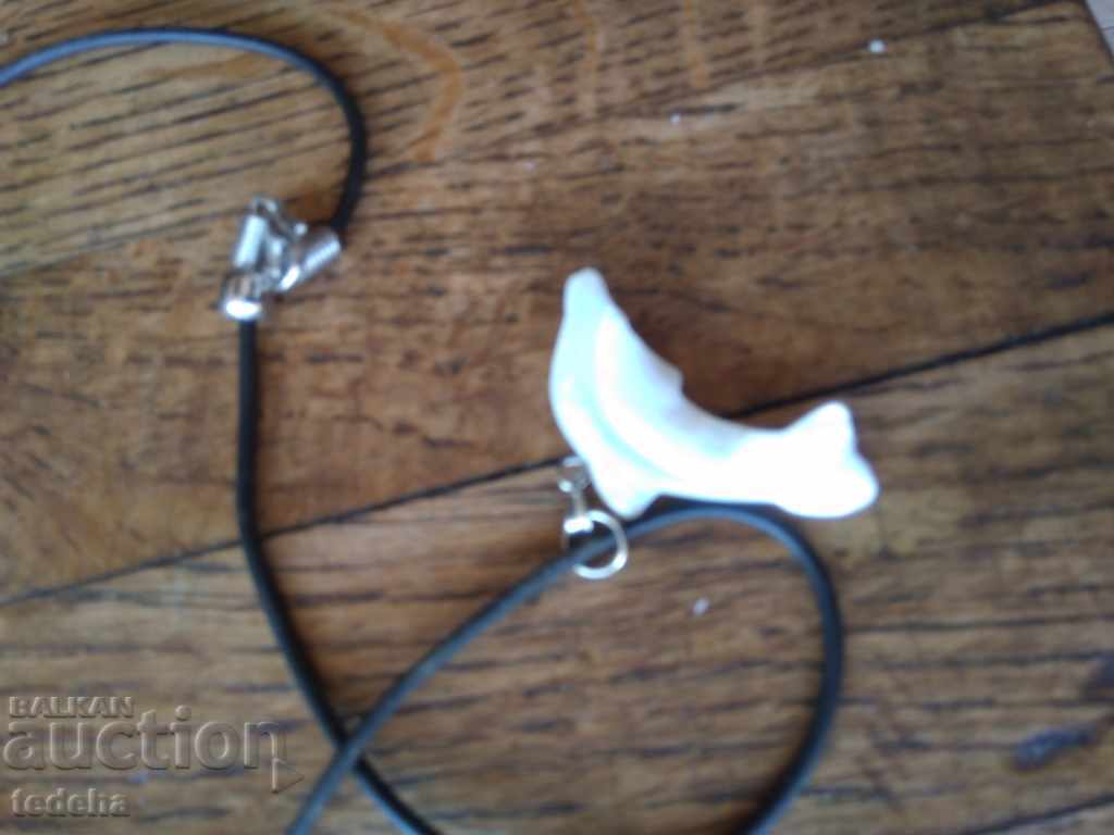Auction  PEARL DOLPHIN - NECKLACE