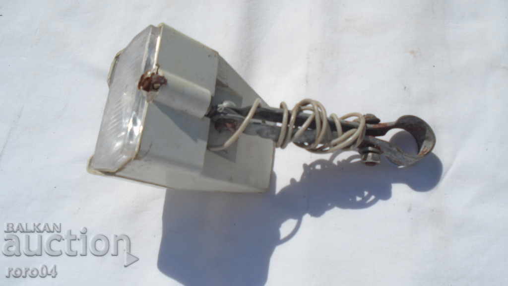 BALKANS - HEADLAMP WITH STAND - RUSSIAN with price 13.50 BGN | € 6.90 BALKANS - HEADLAMP WITH STAND - RUSSIAN with price 13.50 BGN | € 6.90