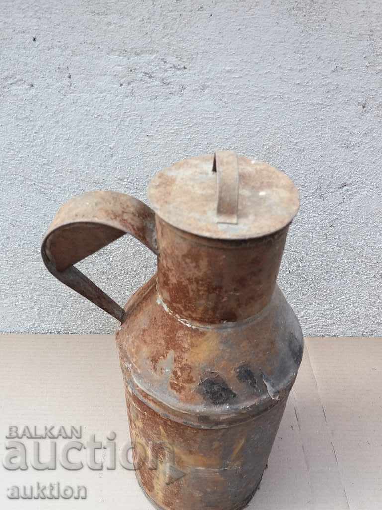 Auction REVIVAL METAL GUM FOR MILK - FOR DECORATION Auction REVIVAL METAL GUM FOR MILK - FOR DECORATION