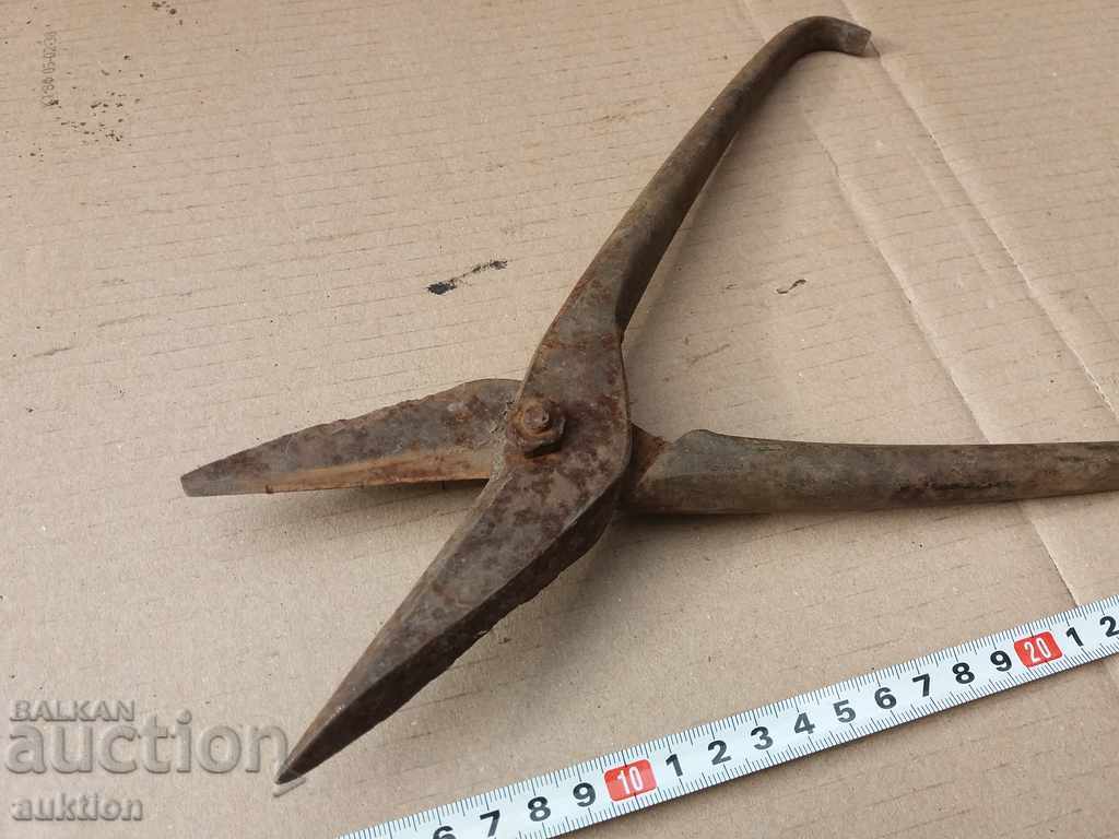 MASSIVE FORGED EXCELLENT SHEET METAL SCISSORS - 6 MASSIVE FORGED EXCELLENT SHEET METAL SCISSORS - 6