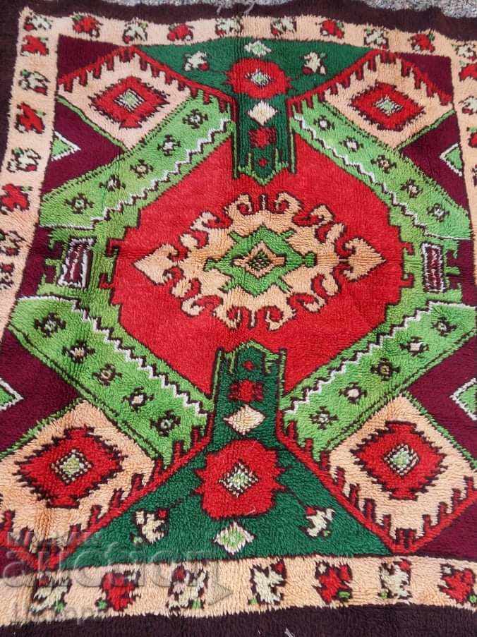 OLD KITENIK GUBER CARPET COVER with price 120.00 BGN | € 61.36 OLD KITENIK GUBER CARPET COVER with price 120.00 BGN | € 61.36
