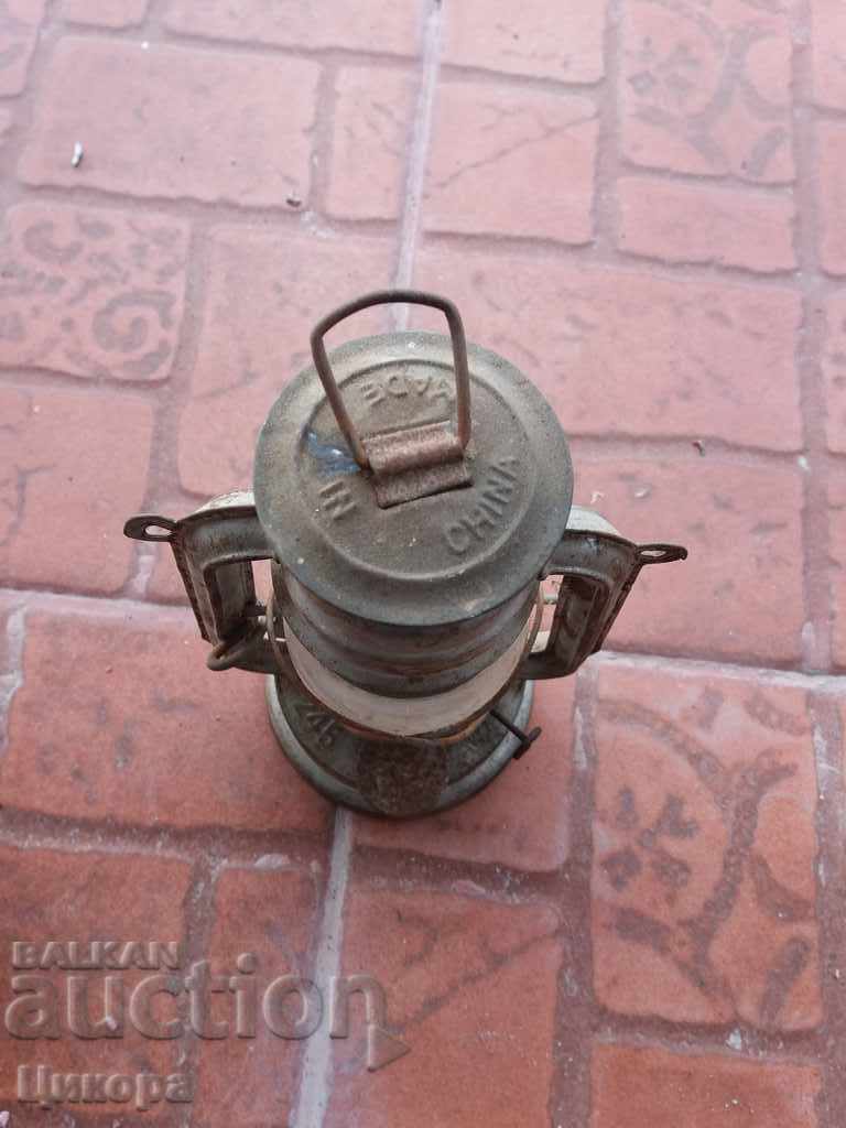 OLD FLASHLIGHT GAS LAMP with price 20.00 BGN | € 10.23 OLD FLASHLIGHT GAS LAMP with price 20.00 BGN | € 10.23
