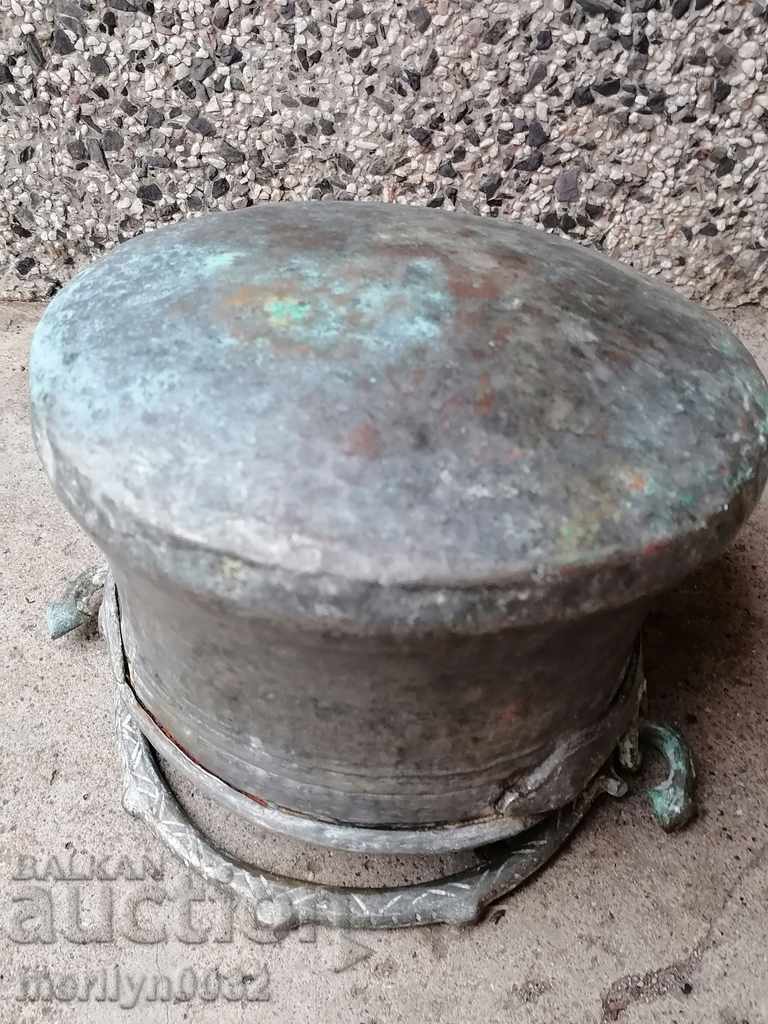 Delivery of Tinned cauldron, copper, coin, cauldron, coin, copper vessel Delivery of Tinned cauldron, copper, coin, cauldron, coin, copper vessel