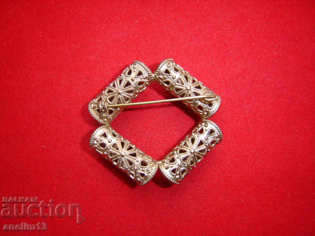 OLD BROOCH - 5 OLD BROOCH - 5