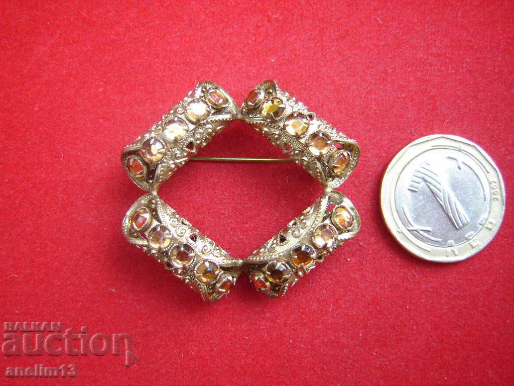 OLD BROOCH OLD BROOCH