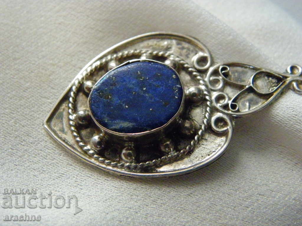 Large silver locket with lapis lazuli with price 55.00 BGN | € 28.12 Large silver locket with lapis lazuli with price 55.00 BGN | € 28.12