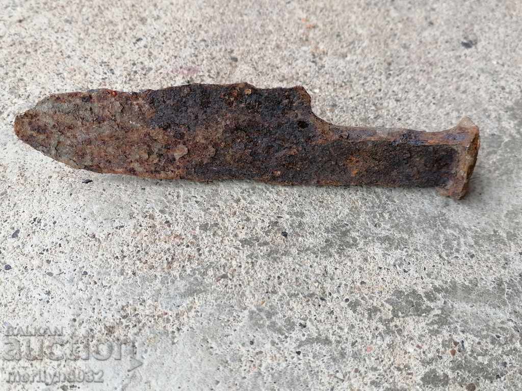 Δημοπρασία Παλιά σφυρήλατο σφυρήλατο σίδερο στα μέσα του 19ου αιώνα Δημοπρασία Παλιά σφυρήλατο σφυρήλατο σίδερο στα μέσα του 19ου αιώνα