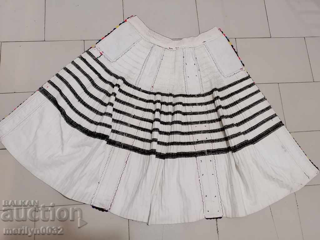 Delivery of Old gorgeous squealing costume with embroidery of a wagtail Delivery of Old gorgeous squealing costume with embroidery of a wagtail